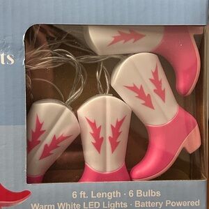 Cowgirl Boot Shape Pink + White String of Lights Battery Operated New In Box 6ft